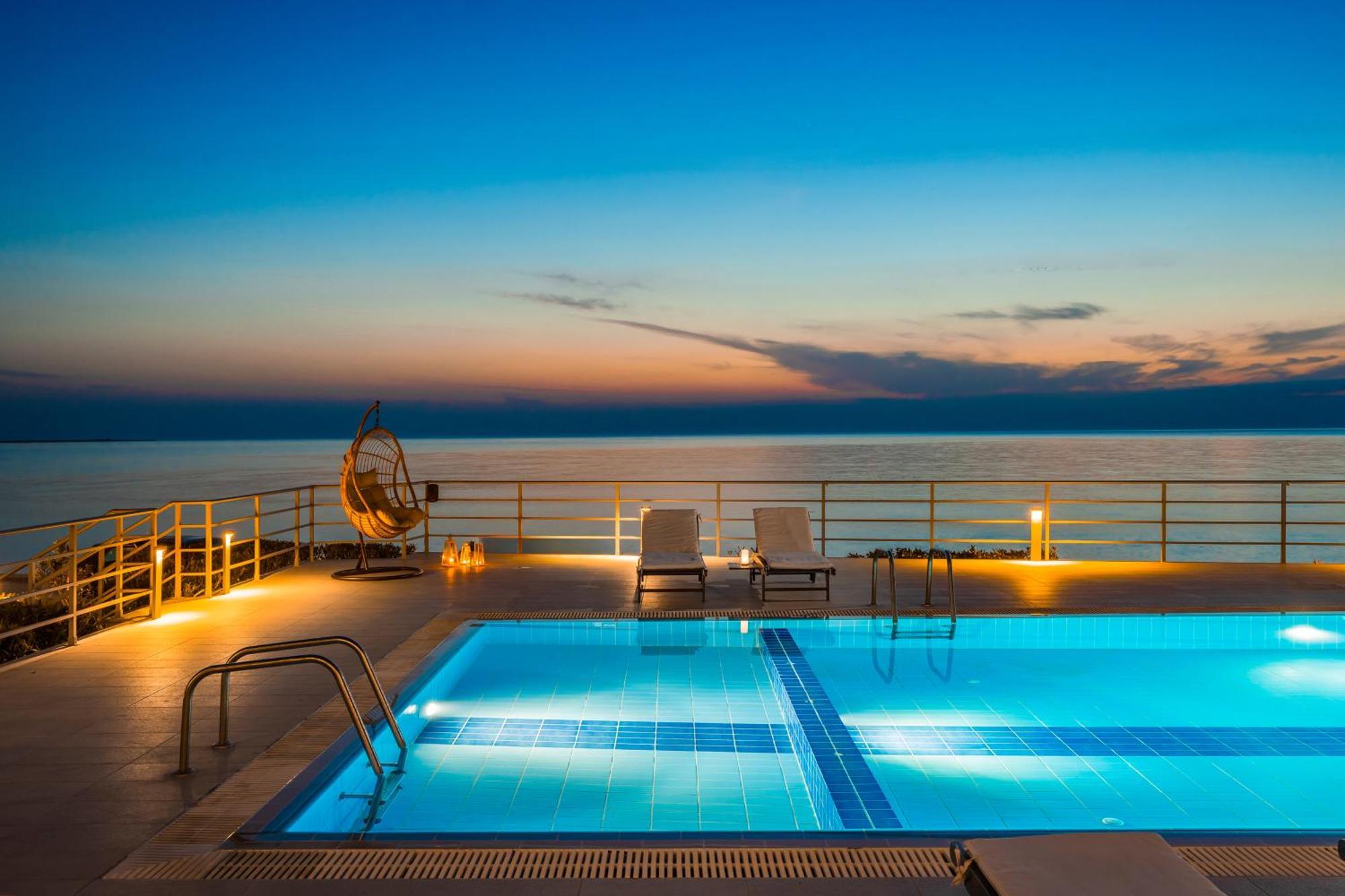 Niki Beach Hotel Kamariotissa ภายนอก รูปภาพ